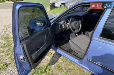 Седан Daewoo Nexia 2009 в 