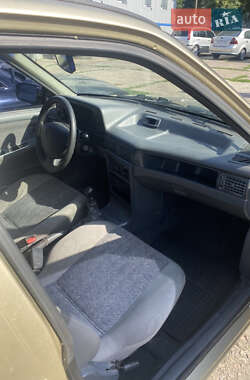 Седан Daewoo Nexia 2008 в 