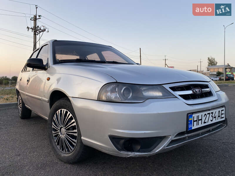 Седан Daewoo Nexia 2012 в Коблевому