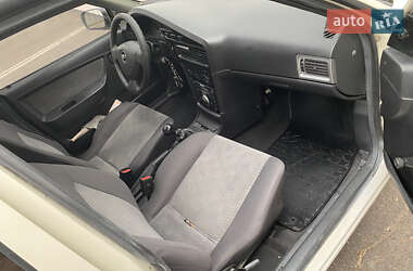 Седан Daewoo Nexia 2010 в 