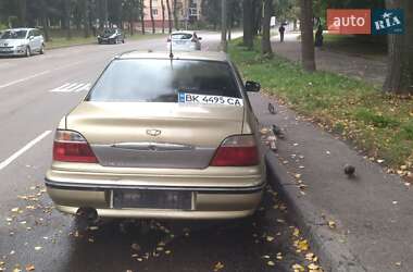 Седан Daewoo Nexia 2008 в 