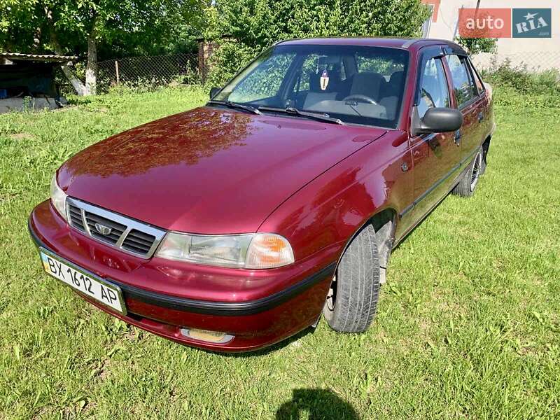 Седан Daewoo Nexia 2007 в Волочиске