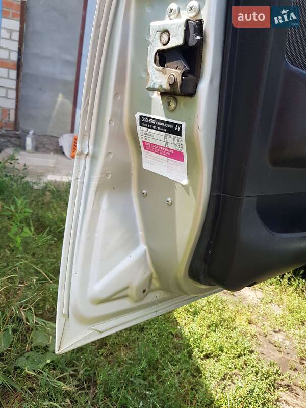 Седан Daewoo Nexia 2008 в Изюме