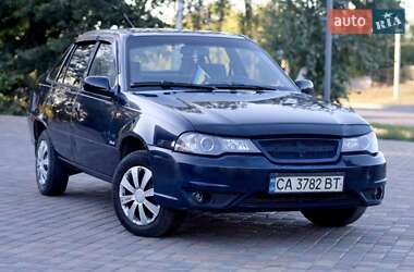 Седан Daewoo Nexia 2008 в 