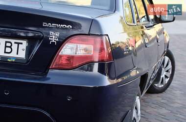 Седан Daewoo Nexia 2008 в 