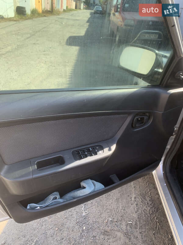 Седан Daewoo Nexia 2012 в Квасилове