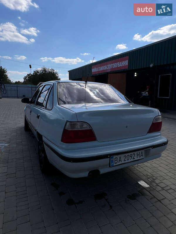 Седан Daewoo Nexia 2007 в Добровеличковке