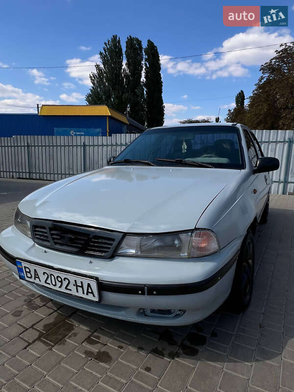 Седан Daewoo Nexia 2007 в Добровеличковке