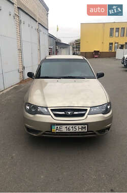 Седан Daewoo Nexia 2013 в Дніпрі