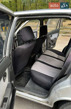 Седан Daewoo Nexia 2011 в 