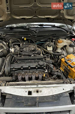Седан Daewoo Nexia 2011 в 