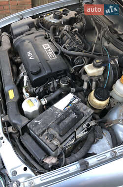 Седан Daewoo Nexia 2011 в 
