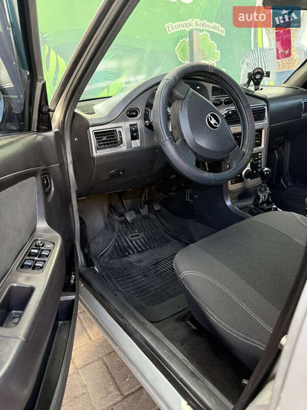 Седан Daewoo Nexia 2012 в Полтаве