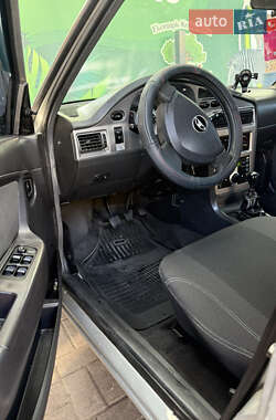 Седан Daewoo Nexia 2012 в 