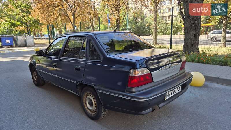Седан Daewoo Nexia 2008 в Киеве
