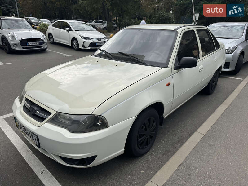 Daewoo Nexia 2010