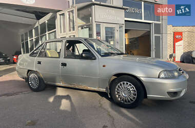 Седан Daewoo Nexia 2009 в Миколаєві