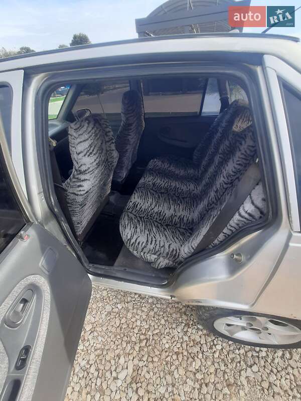 Седан Daewoo Nexia 2006 в Шумске