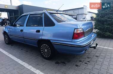 Седан Daewoo Nexia 2008 в 