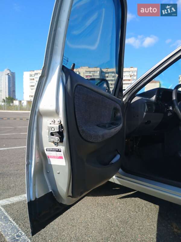 Седан Daewoo Nexia 2007 в Киеве фото 7 Седан Daewoo Nexia 2007 в Киеве