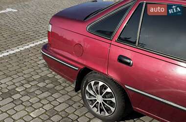 Седан Daewoo Nexia 2008 в 
