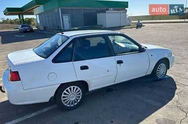 Седан Daewoo Nexia 2012 в Миколаєві