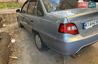 Седан Daewoo Nexia 2011 в Києві