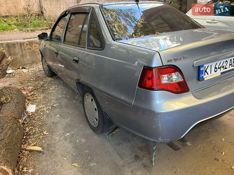 Daewoo Nexia 2011