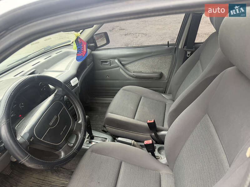 Седан Daewoo Nexia 1995 в Жмеринке