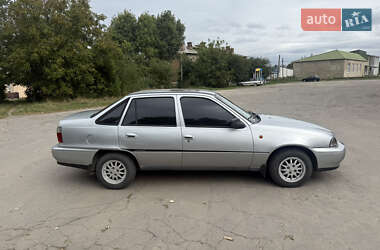 Седан Daewoo Nexia 1995 в 