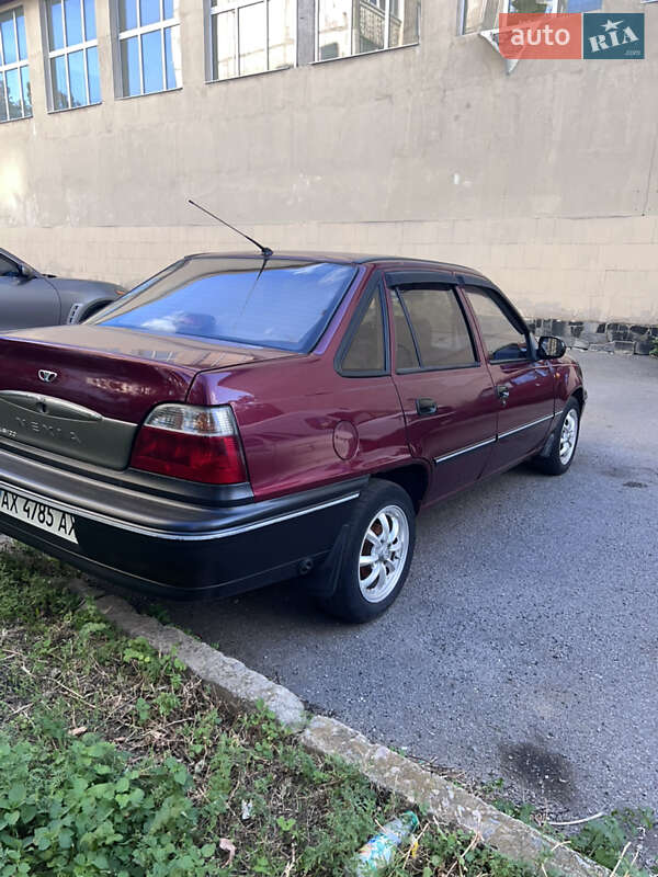 Седан Daewoo Nexia 2007 в Харькове