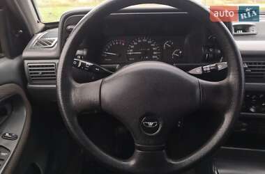 Седан Daewoo Nexia 2006 в 