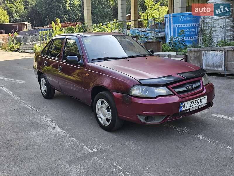 Седан Daewoo Nexia 2011 в Киеве