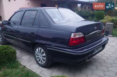 Седан Daewoo Nexia 2007 в 