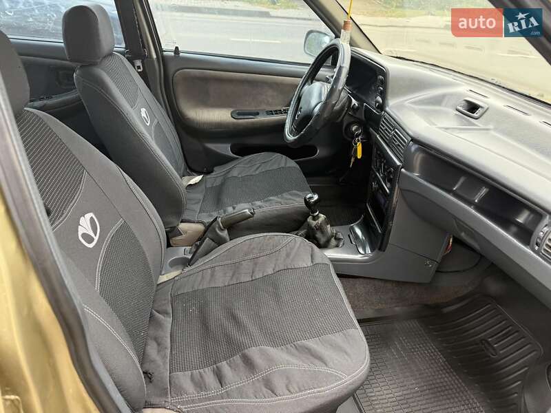 Седан Daewoo Nexia 2006 в Миколаєві