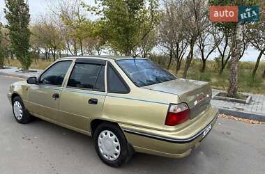 Седан Daewoo Nexia 2006 в 
