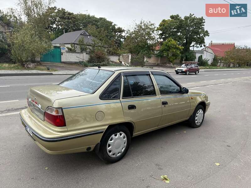 Седан Daewoo Nexia 2006 в Миколаєві