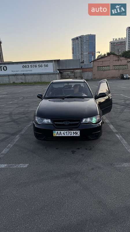 Седан Daewoo Nexia 2012 в Києві