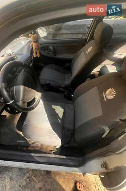 Седан Daewoo Nexia 2006 в 