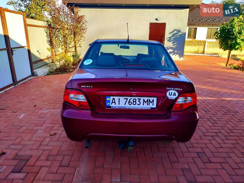Седан Daewoo Nexia 2011 в Киеве