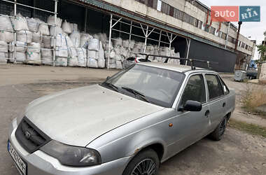 Седан Daewoo Nexia 2010 в 