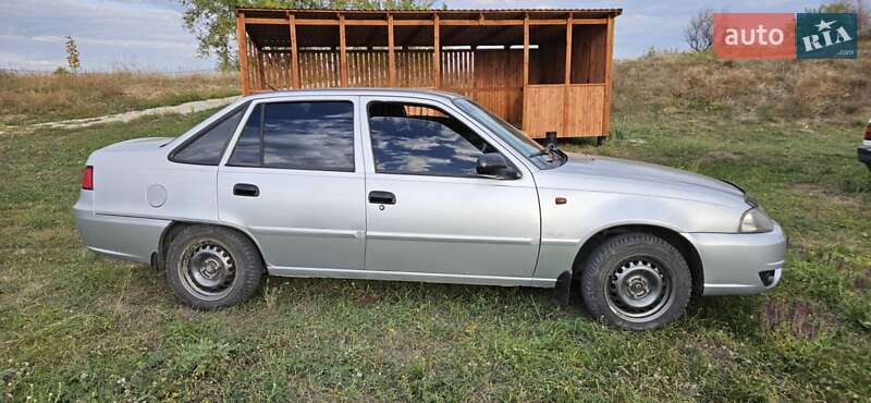 Седан Daewoo Nexia 2011 в Запоріжжі