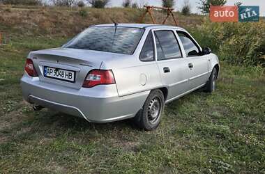 Седан Daewoo Nexia 2011 в 