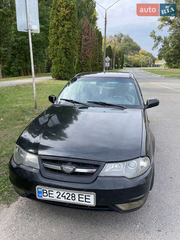 Седан Daewoo Nexia 2009 в 