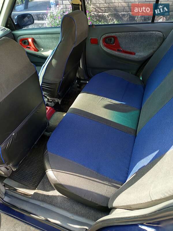Седан Daewoo Nexia 2005 в Шишаки
