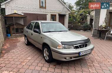 Седан Daewoo Nexia 2008 в 