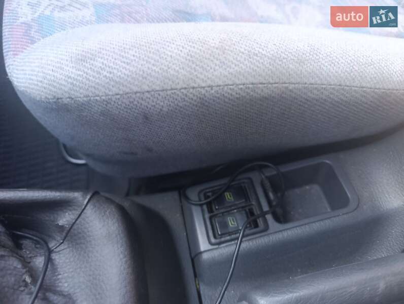Седан Daewoo Nexia 2008 в Смеле