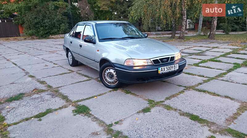 Седан Daewoo Nexia 2009 в 