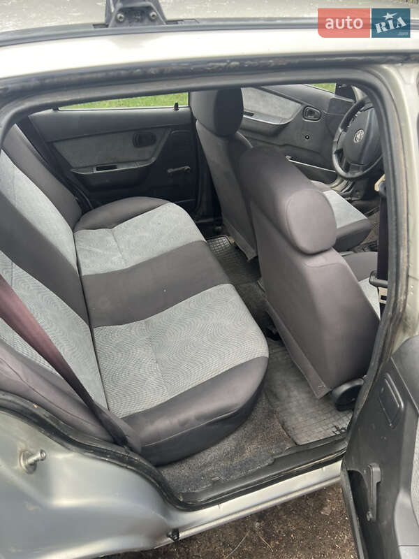 Седан Daewoo Nexia 2008 в Киеве