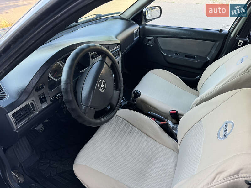 Седан Daewoo Nexia 2012 в Черноморске